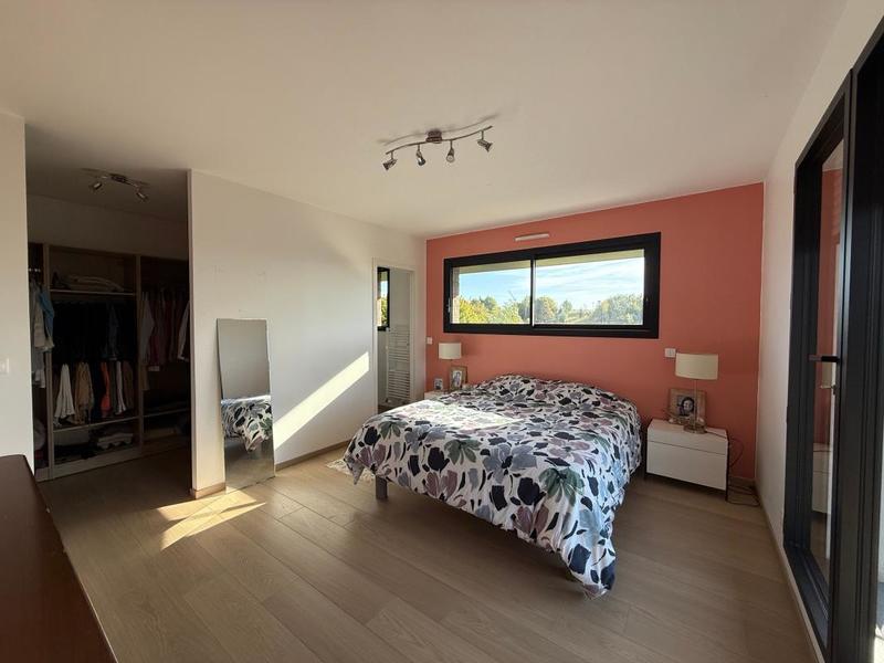 Maison - 190 m² - 5 pièces