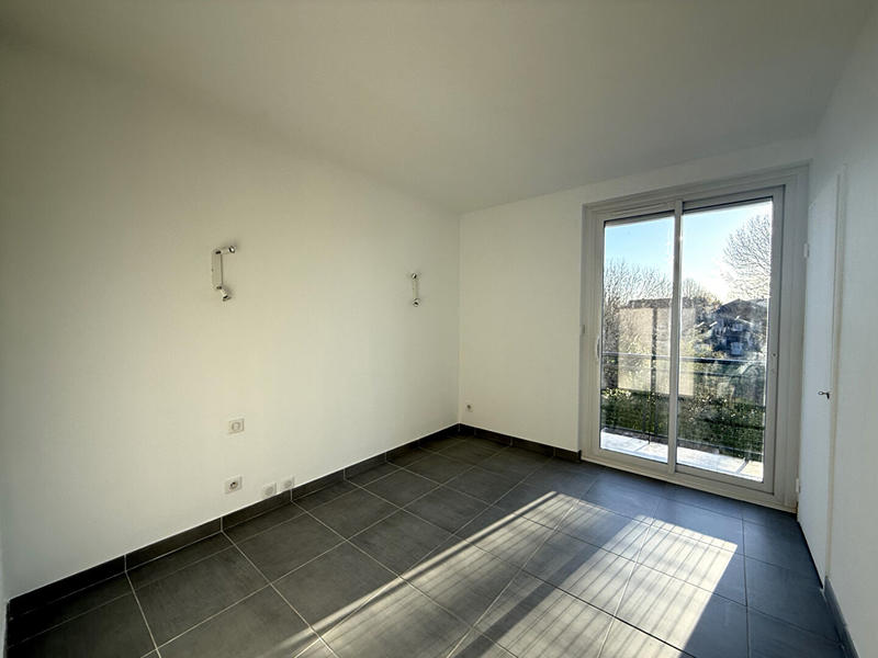 Appartement - 80 m² - 3 pièces