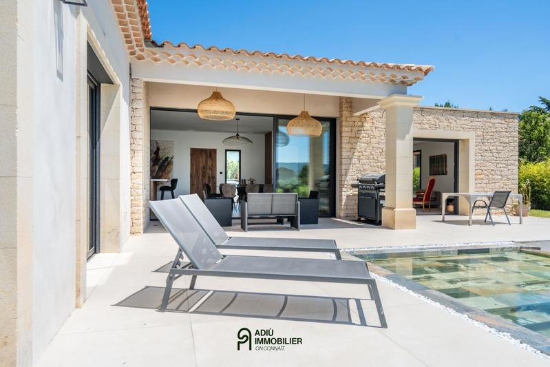 Villa - 182 m² - 6 pièces