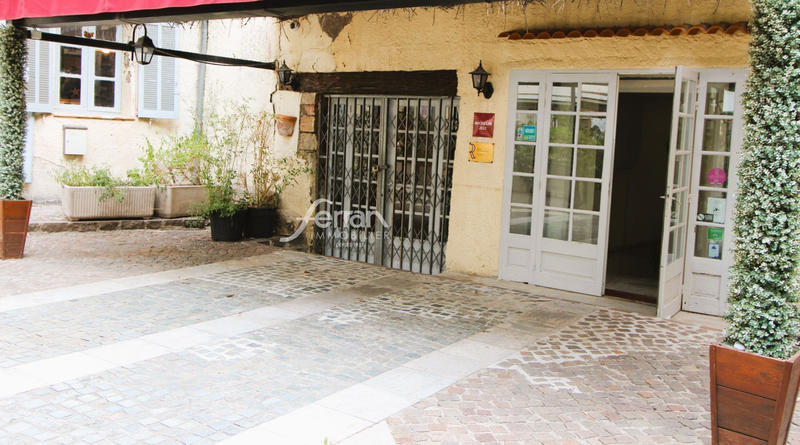 Fonds de commerce - 100 m²