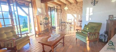 Maison - 132 m² - 6 pièces