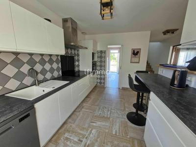 Maison - 120 m² - 4 pièces