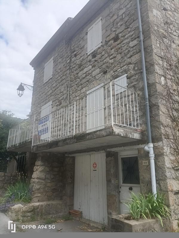 Maison - 97 m² - 5 pièces