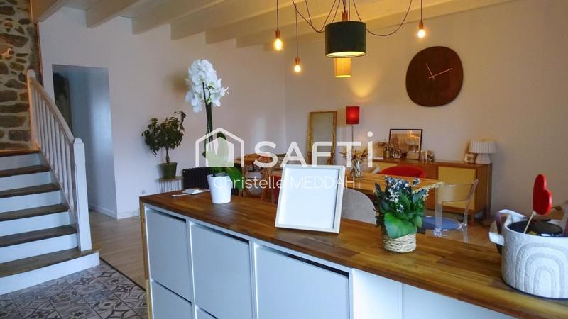 Maison - 152 m² - 5 pièces