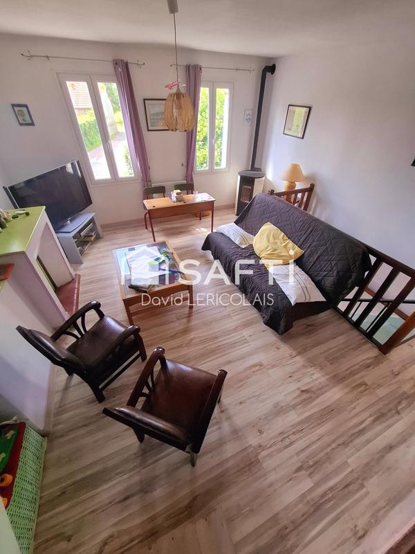 Maison - 74 m² - 9 pièces