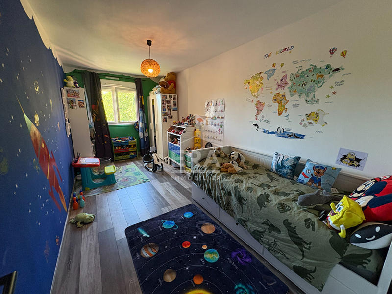 Appartement - 101 m² - 5 pièces