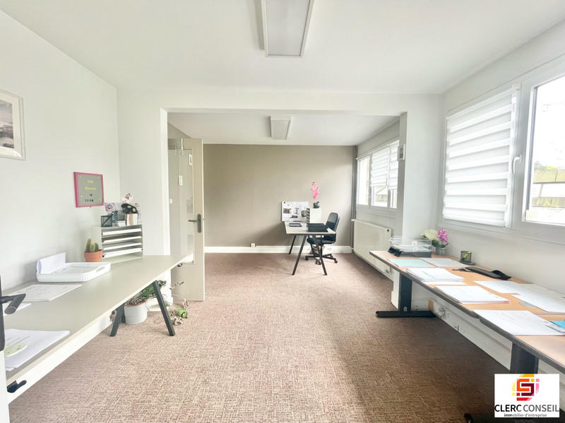 Bureau - 87 m²