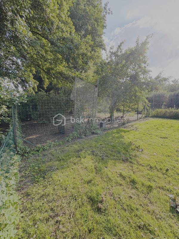 Terrain industriel - 1 329 m²