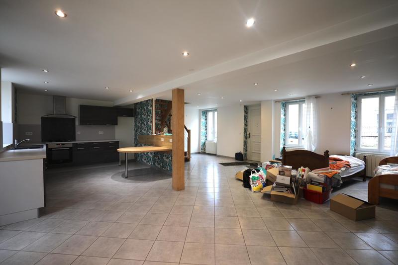 Maison - 159 m² - 8 pièces