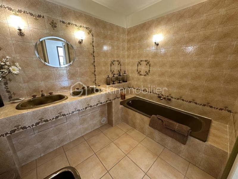 Pavillon - 116 m² - 4 pièces