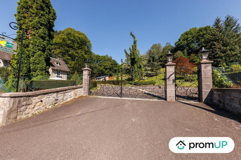 Local d'activités - 540 m² - 26 pièces