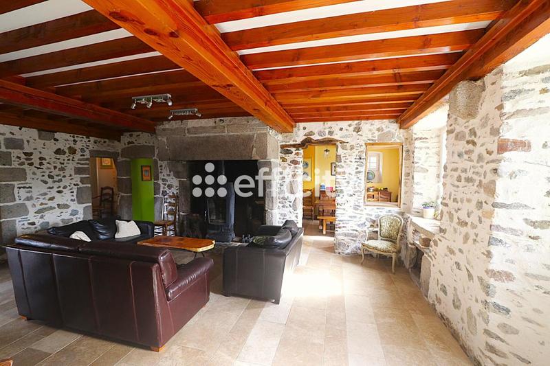 Maison - 450 m² - 21 pièces