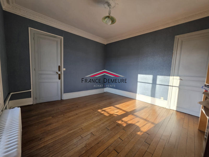 Maison - 183 m² - 8 pièces