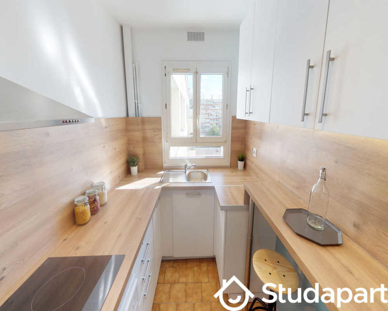 Chambre - 90 m² - 1 pièce