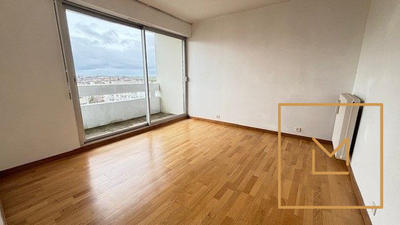 Appartement - 79 m² - 3 pièces