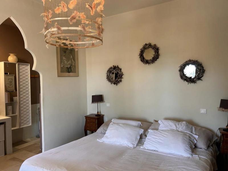 Maison - 180 m² - 6 pièces