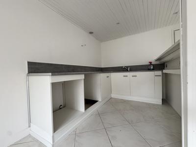 Appartement - 82 m² - 3 pièces