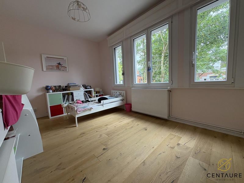 Maison - 143 m² - 6 pièces