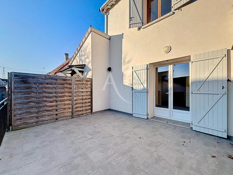 Maison - 63 m² - 3 pièces