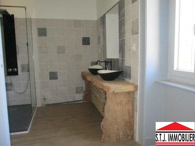 Maison - 184 m² - 6 pièces