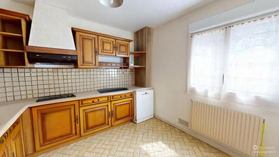 Maison - 97 m² - 5 pièces