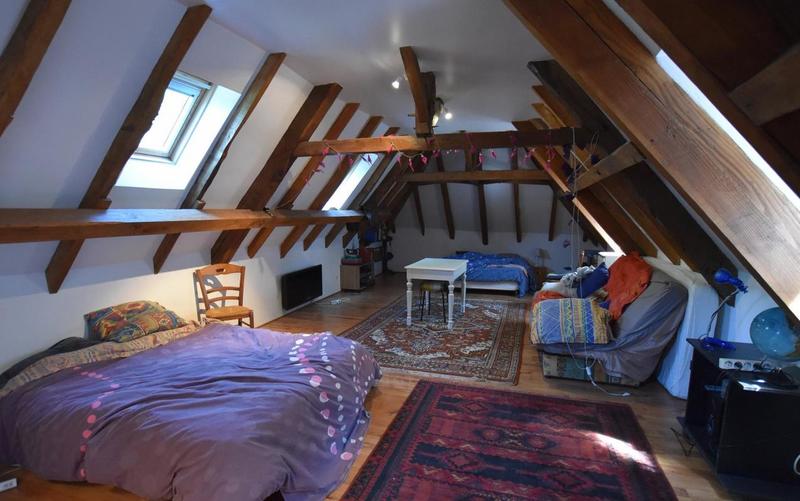 Propriété - 340 m² - 10 pièces