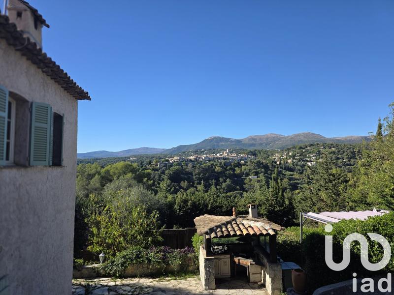 Maison - 232 m² - 7 pièces