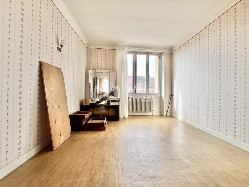 Maison traditionnelle - 114 m² - 4 pièces