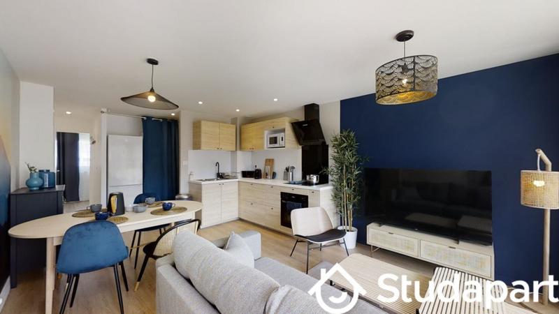 Chambre - 10 m² - 1 pièce