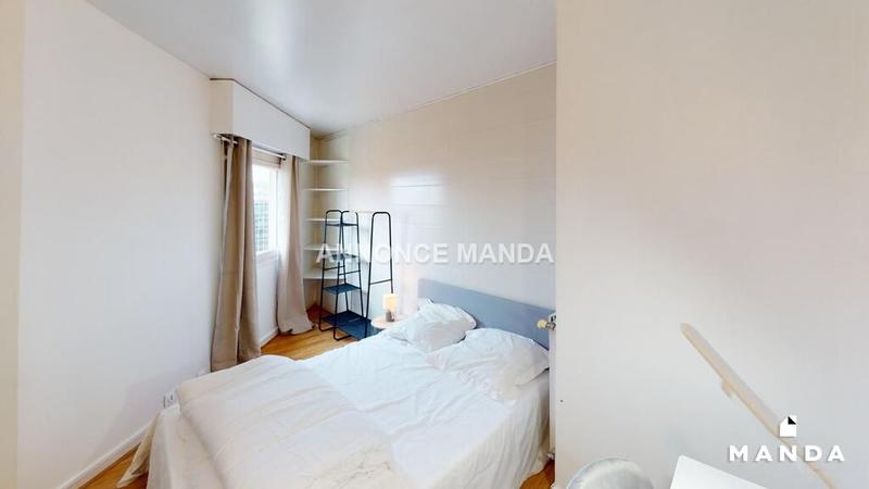 Chambre - 9 m² - 6 pièces