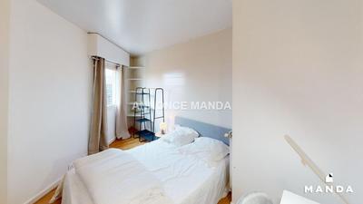 Chambre - 9 m² - 6 pièces