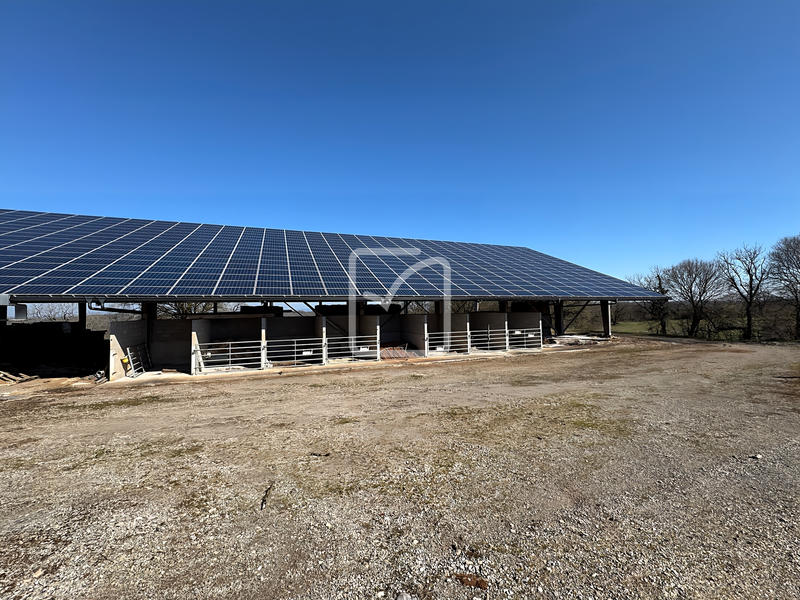 Maison - 314 m² - 13 pièces