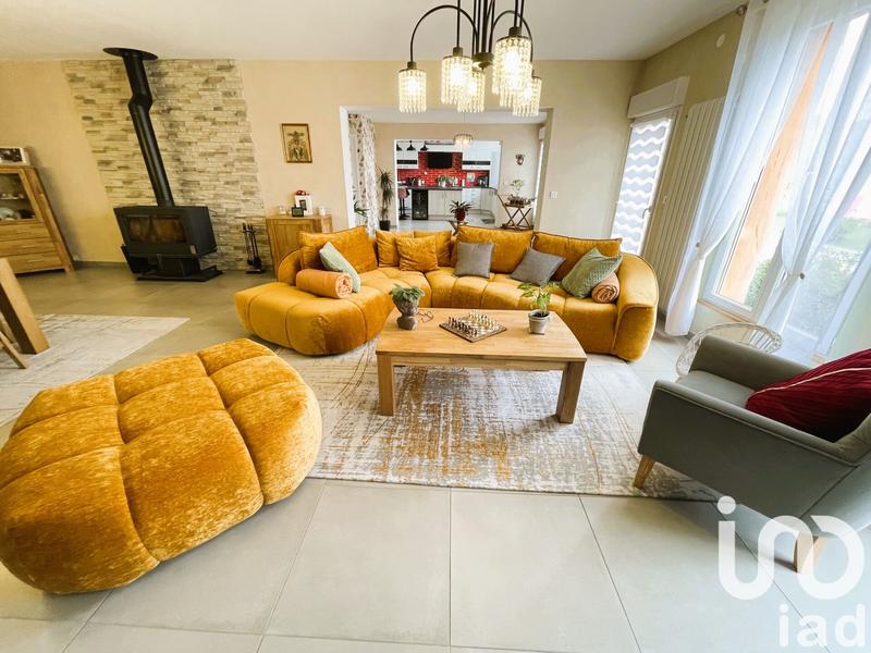 Maison - 255 m² - 6 pièces