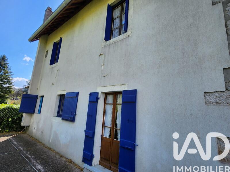 Maison de village - 92 m² - 5 pièces