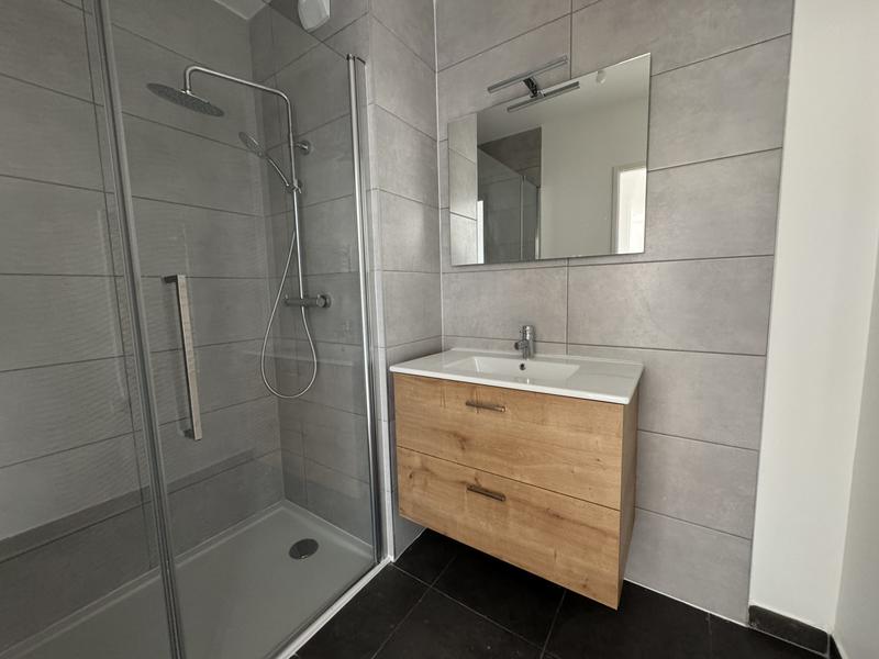 Appartement - 104 m² - 5 pièces