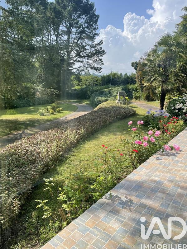 Maison - 152 m² - 8 pièces