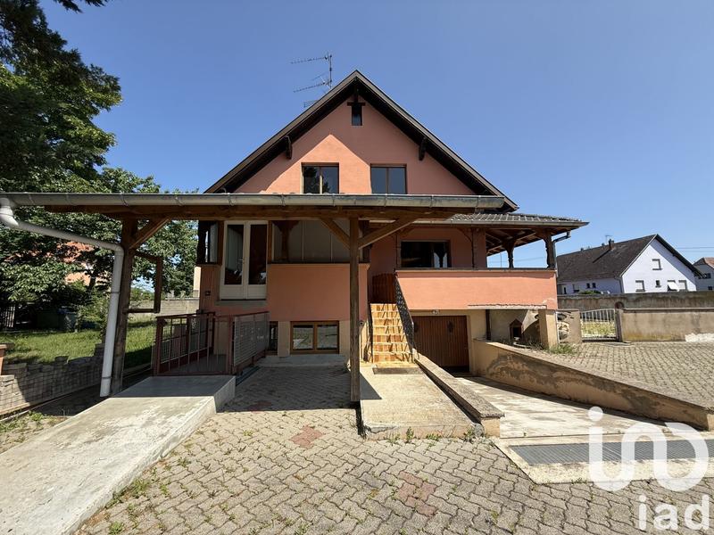 Maison - 273 m² - 9 pièces