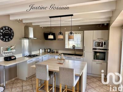 Maison - 122 m² - 5 pièces