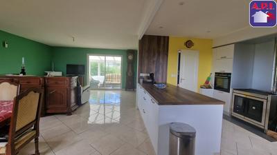 Maison - 137 m² - 5 pièces