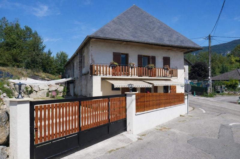 Maison - 130 m² - 4 pièces