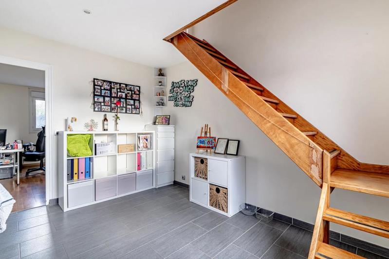 Maison - 95 m² - 5 pièces