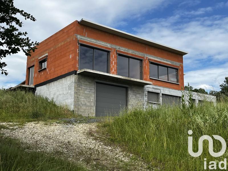 Maison - 162 m² - 5 pièces