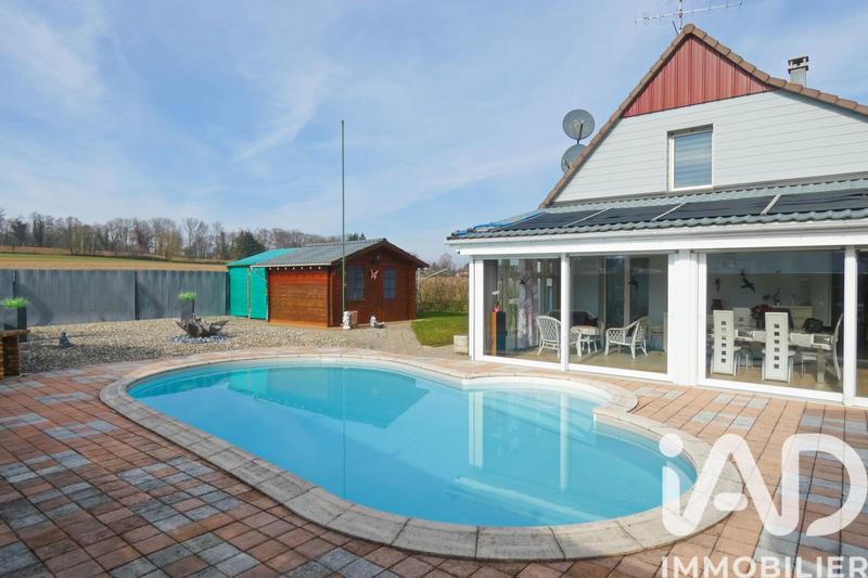 Maison - 180 m² - 7 pièces