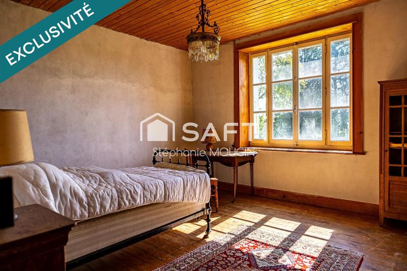 Maison - 360 m² - 10 pièces