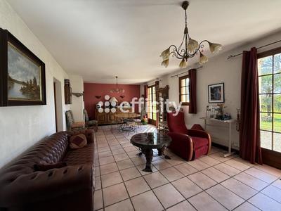 Maison - 160 m² - 5 pièces