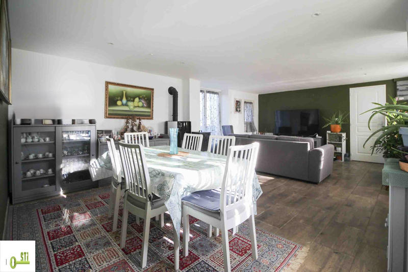 Maison - 88 m² - 4 pièces