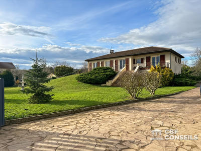 Maison - 200 m² - 6 pièces