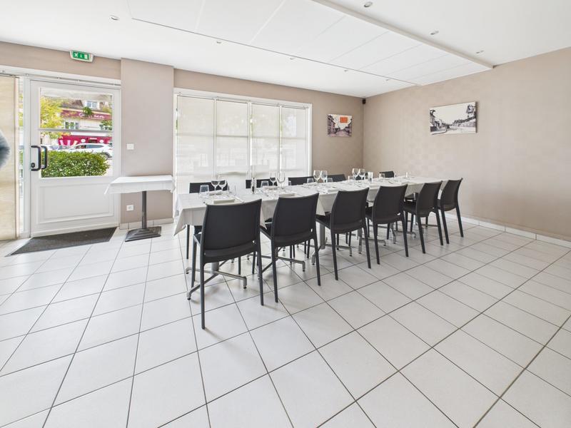 Fonds de commerce - Hôtellerie / Restauration - 180 m²