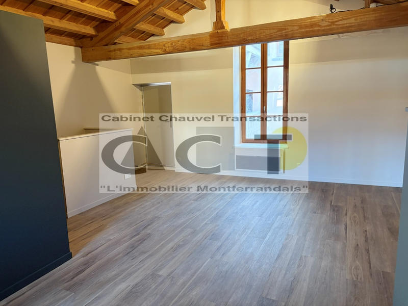 Duplex - 65 m² - 3 pièces