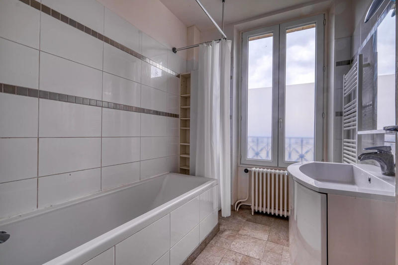 Maison - 500 m² - 14 pièces